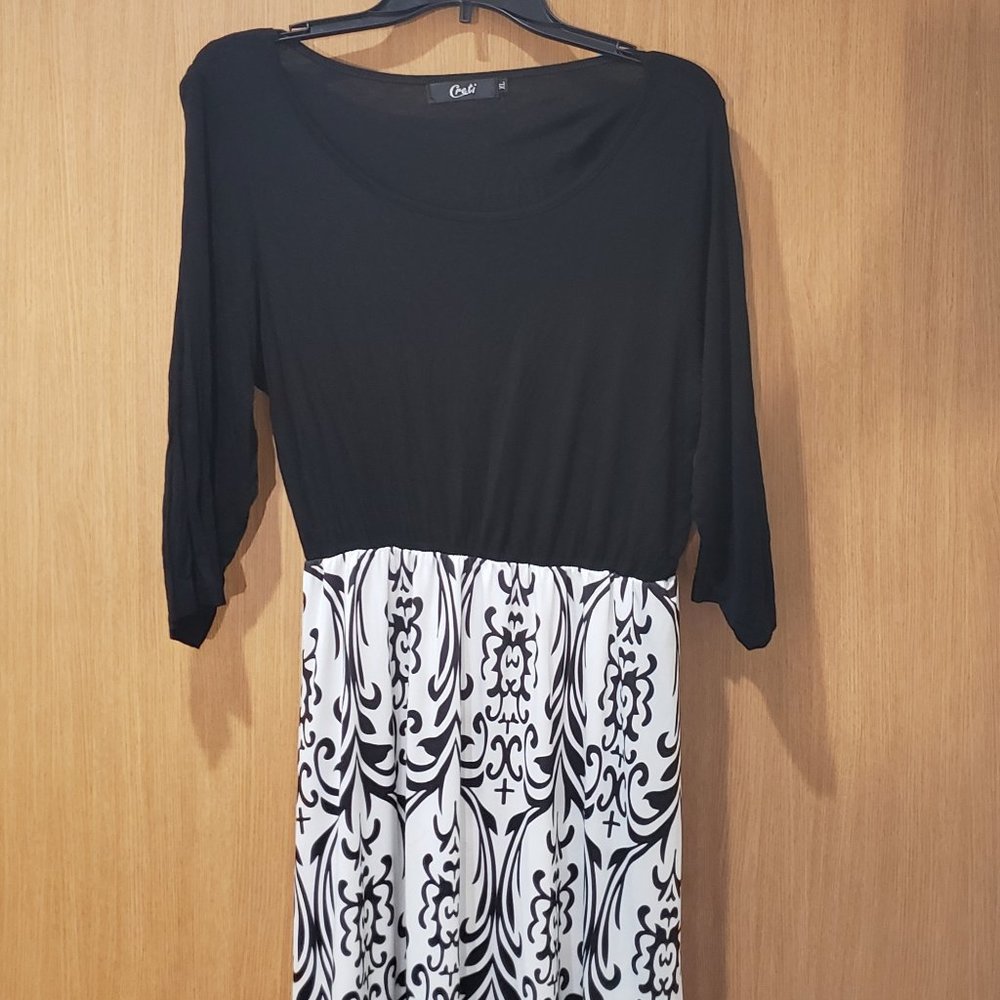 Creti 3/4 sleeve black scoop neck white/blk bottom paisley maxi dress, XL